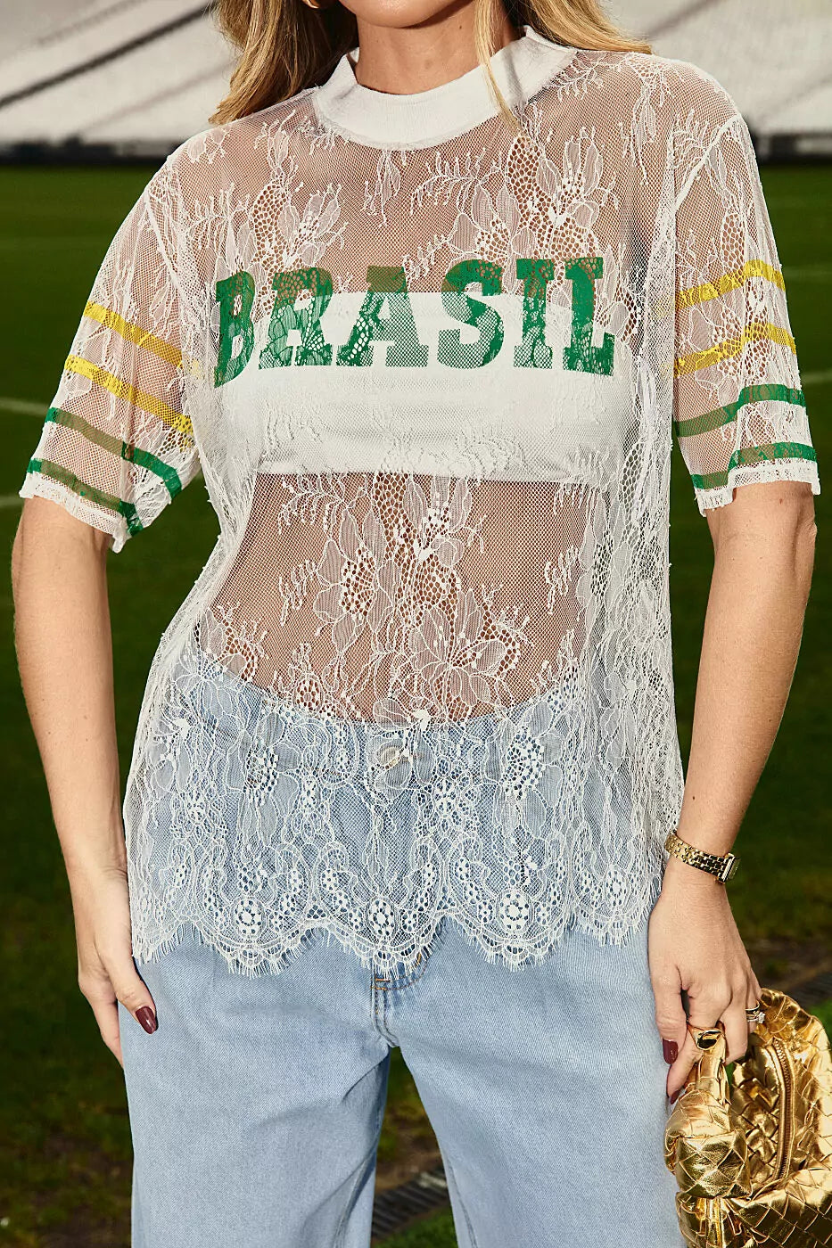 Blusa Brasil em Renda